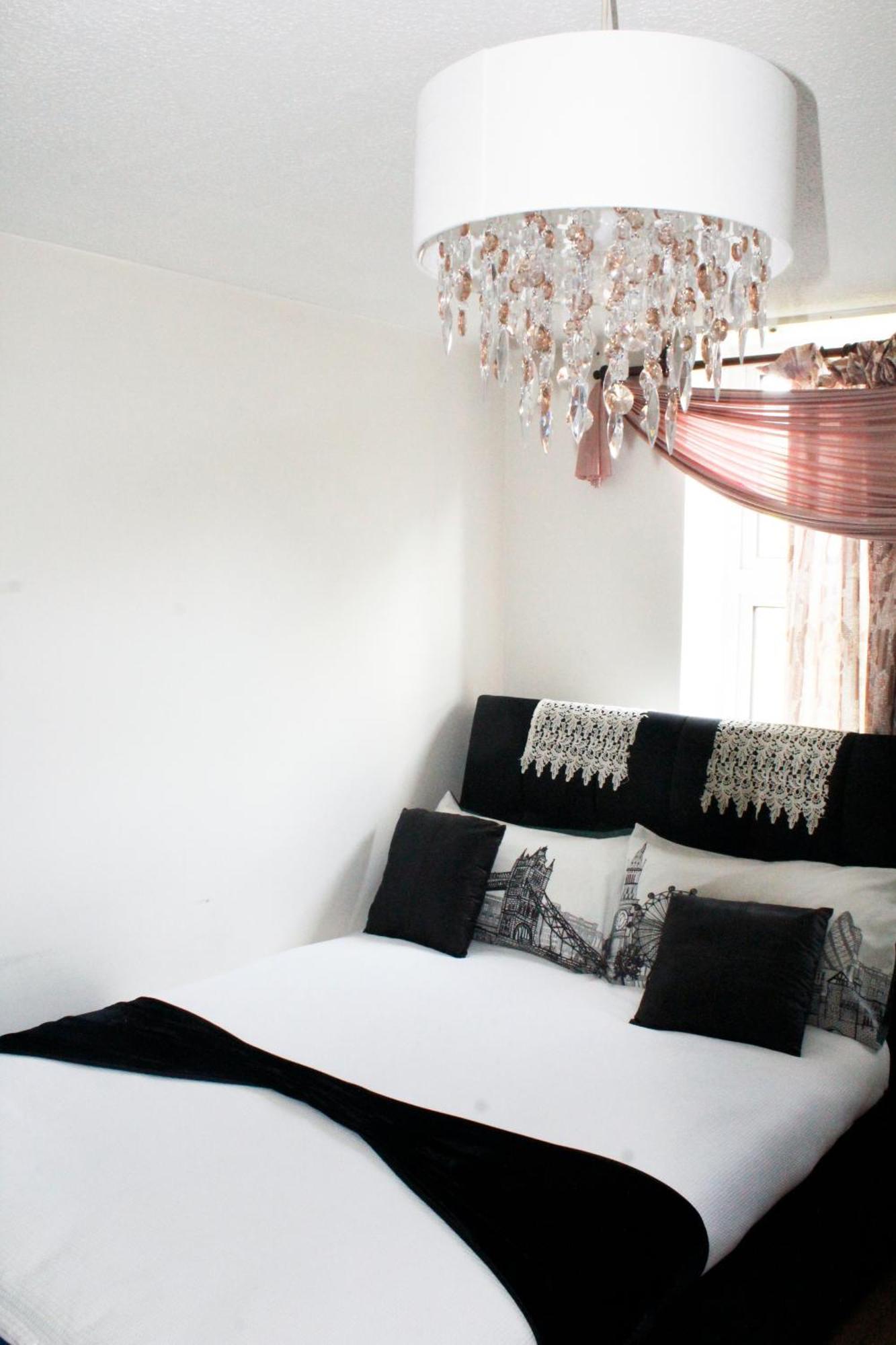 Quarto em Acomodações Particulares Central London Rooms *